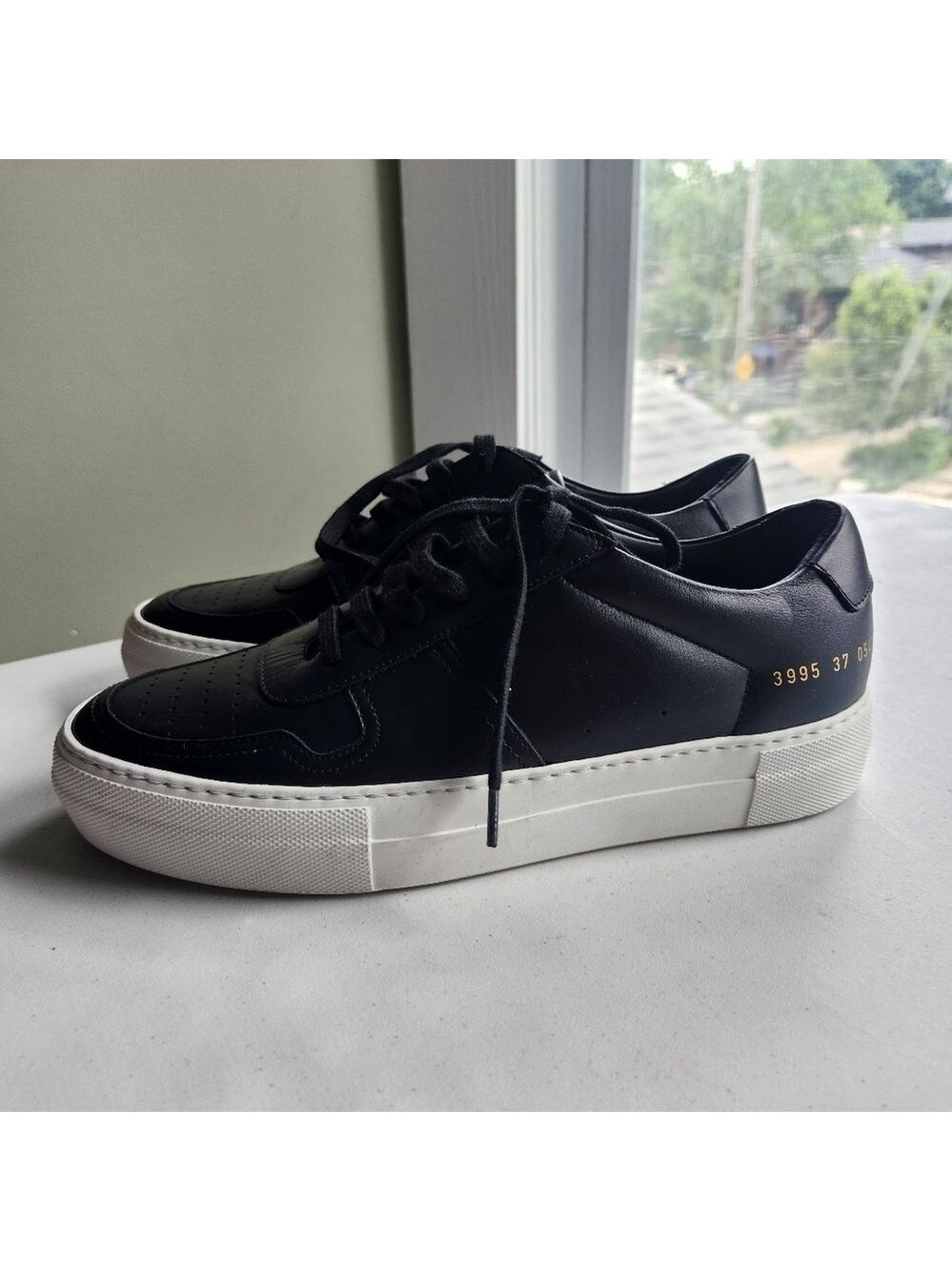 Common Projects sneakers size 37 BNWOB